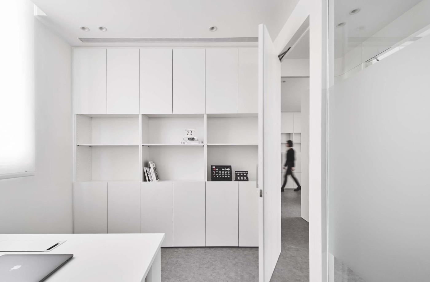 235平方米創意銷售辦公室設計