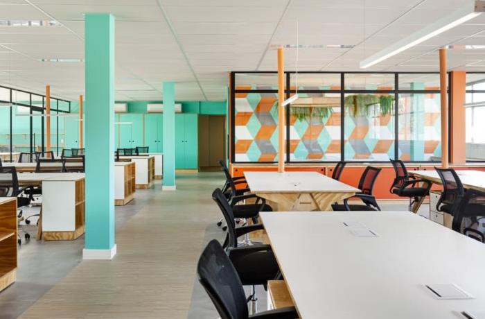 2300平米出版社公司辦公室設(shè)計(jì)