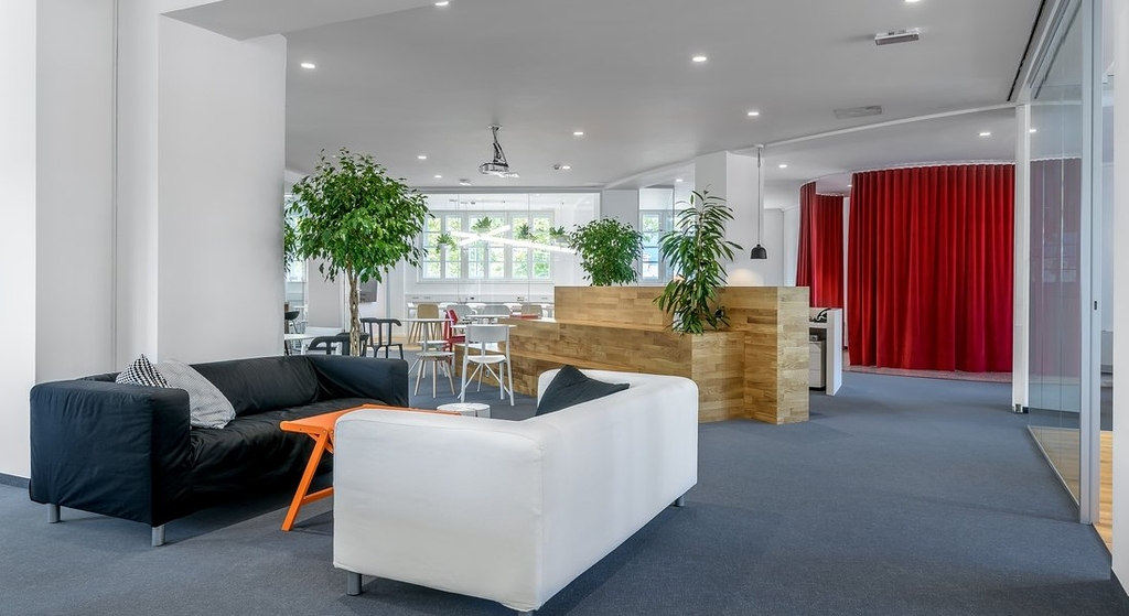 600平米廣告公司辦公室設(shè)計