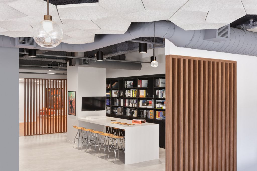 1200平米品牌策劃公司辦公室設計