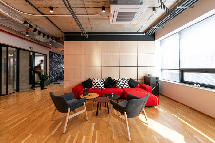 400平米軟件開發(fā)公司辦公室裝修設(shè)計(jì)