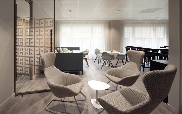 800平米稅務(wù)師事務(wù)所辦公室裝修設(shè)計