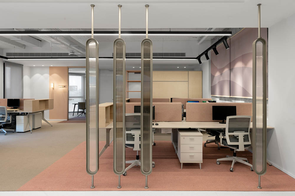 700平米鄭州醫藥公司辦公場所裝修設計