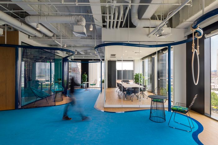 320平米旅行社辦公室設計