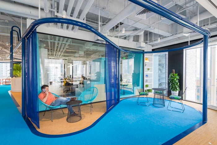 320平米旅行社辦公室設計