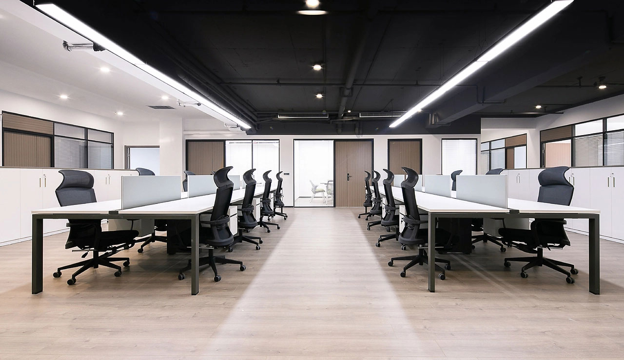 360平米鄭州辦公室設(shè)計施工效果圖