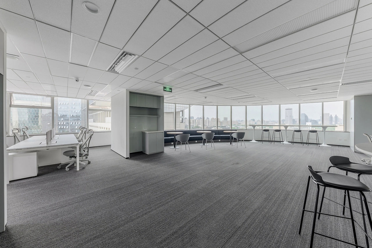 347平米鄭州辦公室設計效果圖