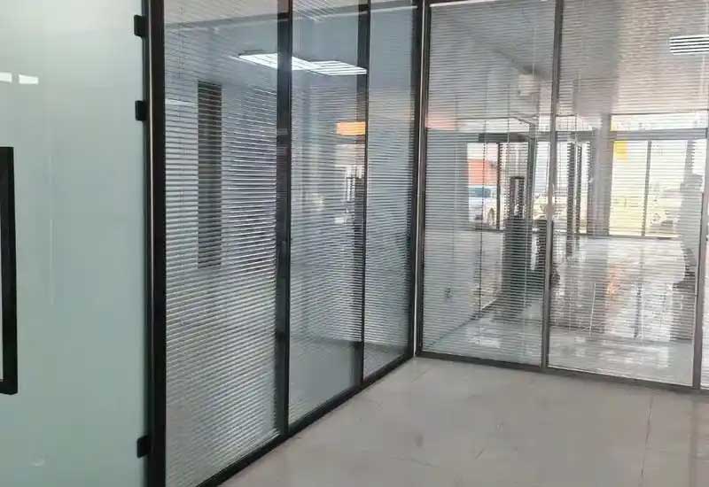 鄭州辦公室隔斷施工報價合理預算打造高效辦公空間